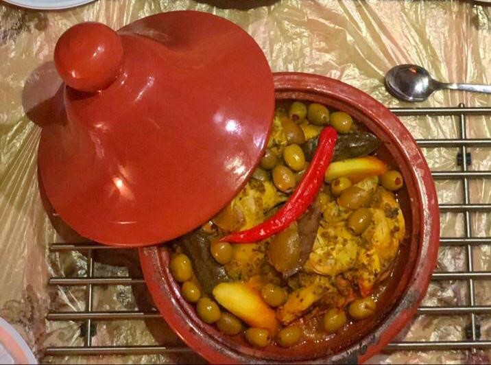 طاجن الدجاج بالليمون والزيتون