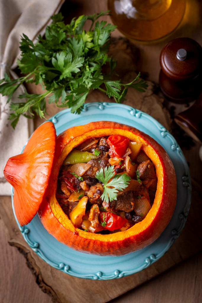 طريقة عمل المرقوق باللحم والخضار