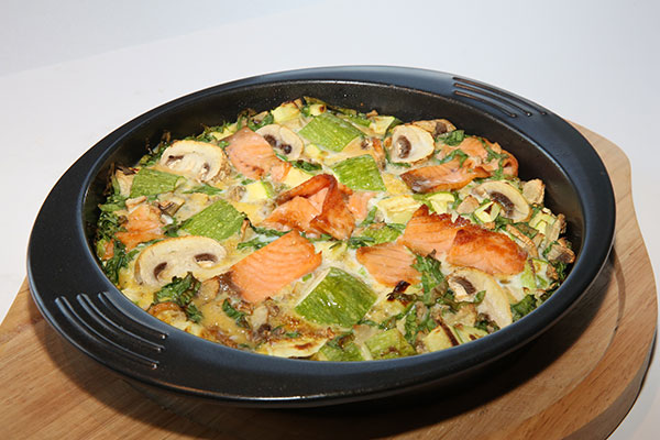 صينية خضار بالسلمون المدخن