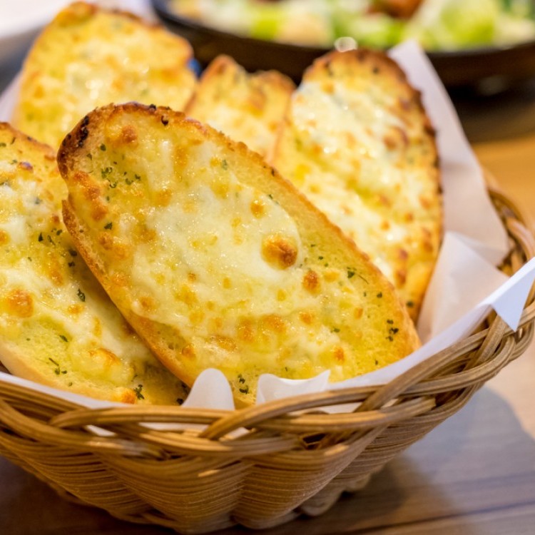 خبز الثوم المقرمش