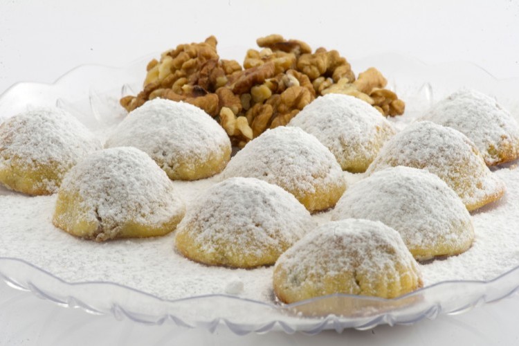 معمول بالجوز للعيد