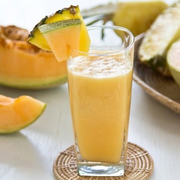 سموذي الشمام باللبن الزبادي