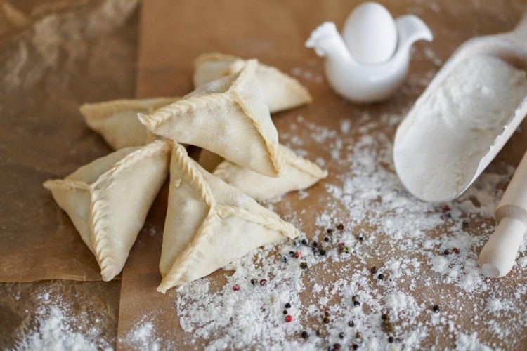 أسهل عجينة سمبوسة