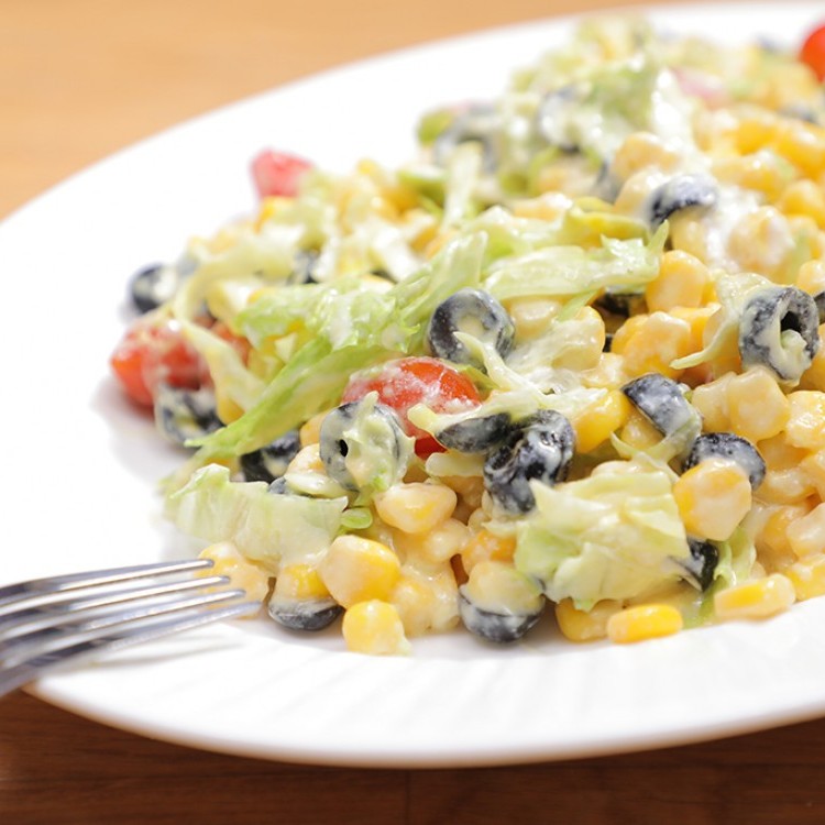 سلطة الذرة المبتكرة بالفيديو