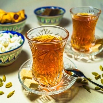 شاي الأعشاب بعدة وصفات لذيذة ومفيدة