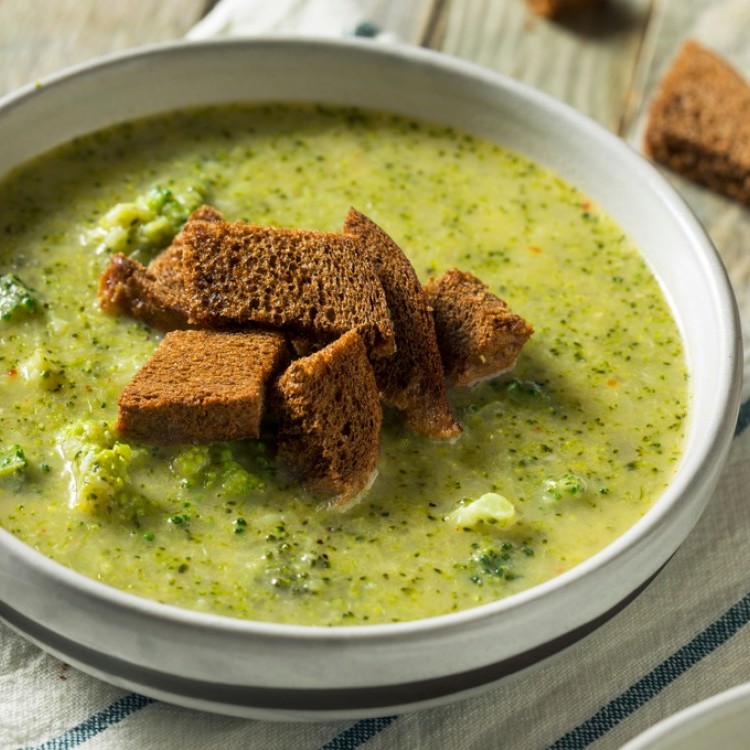 شوربة البروكلي المشوي