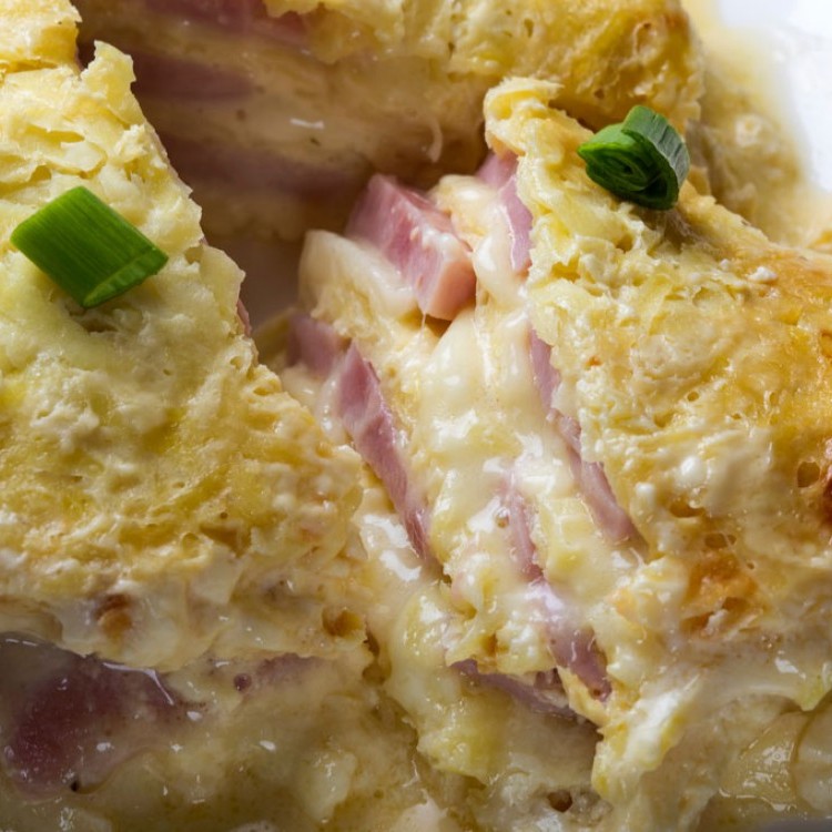 أومليت بالتيركي والجبن للفطور