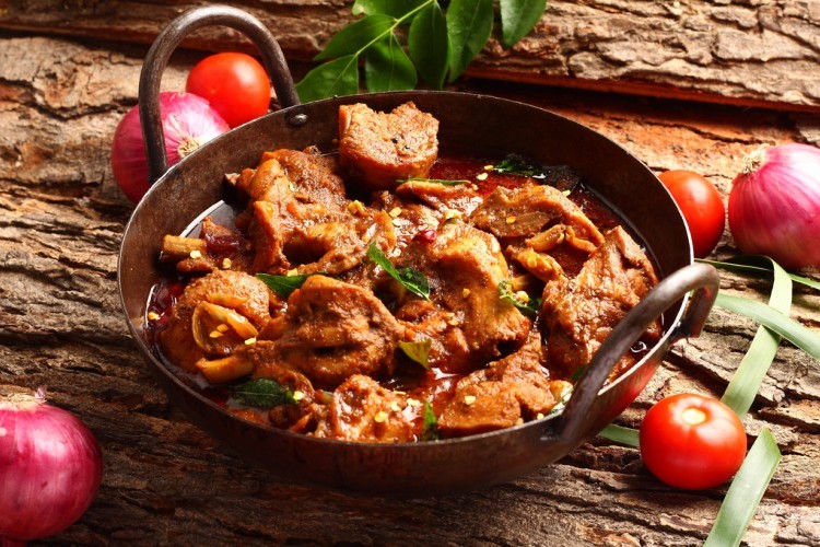 إيدام لحم بالكاري والزبدة