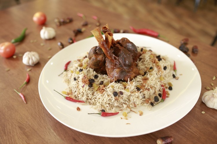 لحم الضاني بالبصل