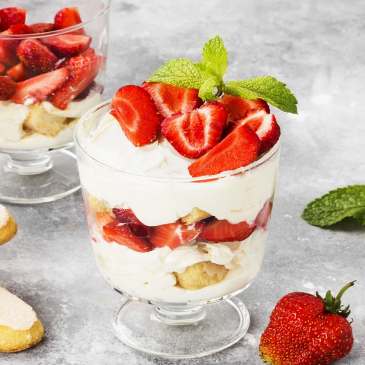 حلويات بالفراولة