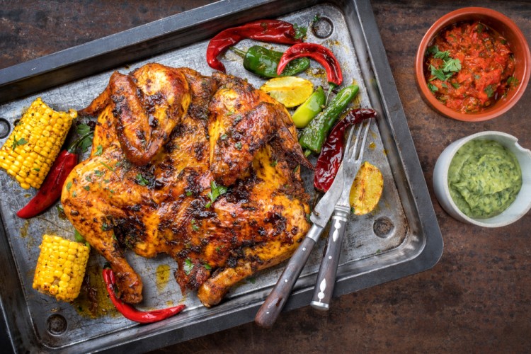 دجاج محمر مع دبس الرمان