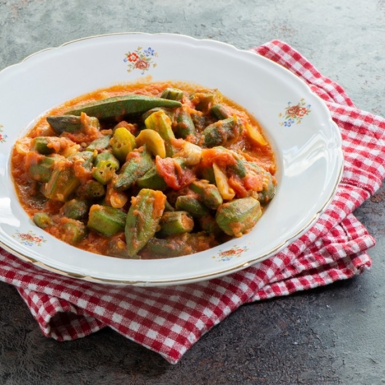 صينية بامية بالفرن