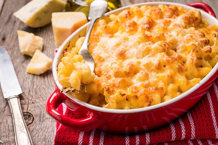 مكرونة بالجبن و الحليب للسحور