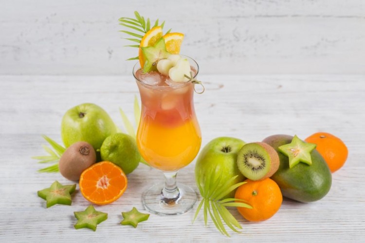 كوكتيل الفواكة بالحليب