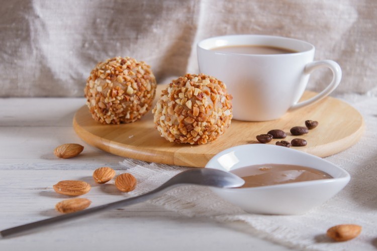 كرات بسكويت جوز الهند