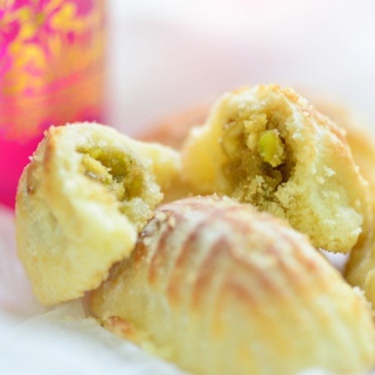 وصفات معمول العيد بالسميد