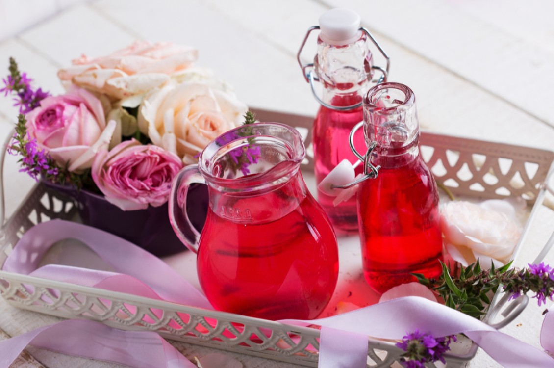 عصير الورد الطبيعي