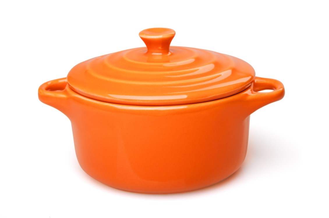 أفضل طرق تنظيف الأواني الفخارية المحروقة