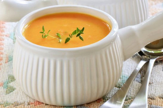 شوربة البطاطس بالجزر المهروسة