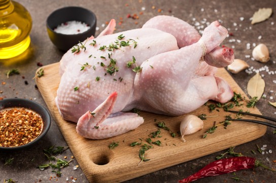 أفضل طرق تنظيف الدجاج