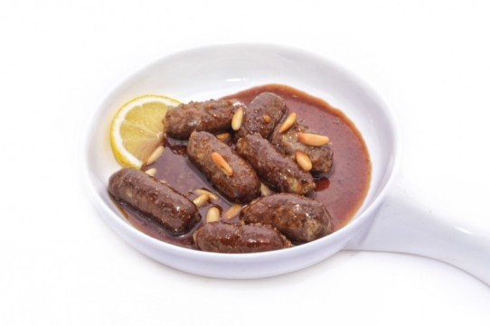 دليلكِ الكامل لعمل السجق بوصفات مختلفة