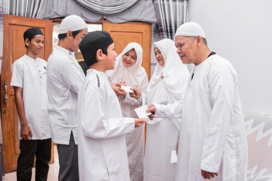 عادات المسلمين حول العالم في عيد الفطر المبارك