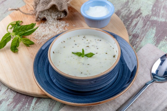 شوربة اللبن التركية