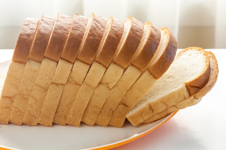 خبز التوست المنزلي