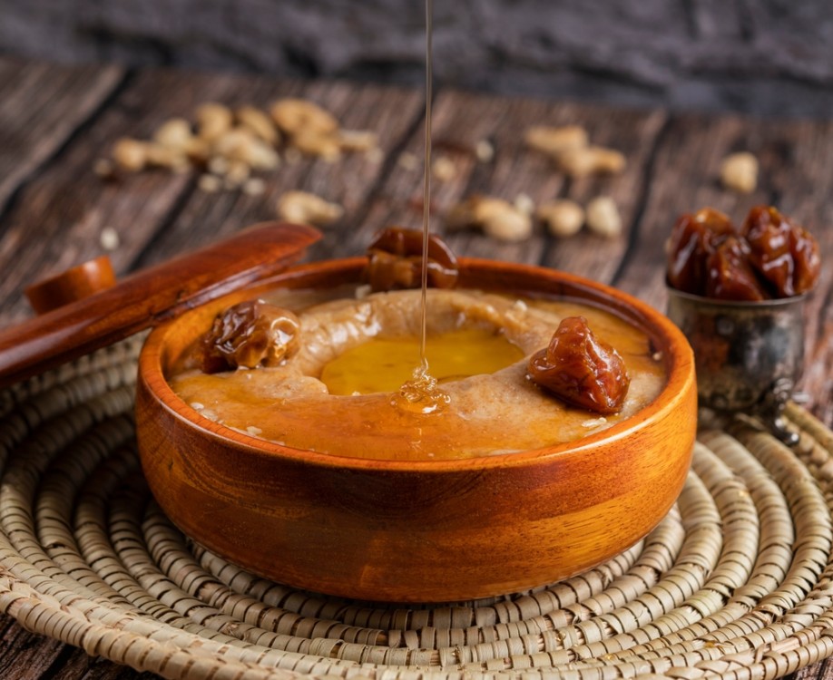 المعصوب السعودي بالتمر