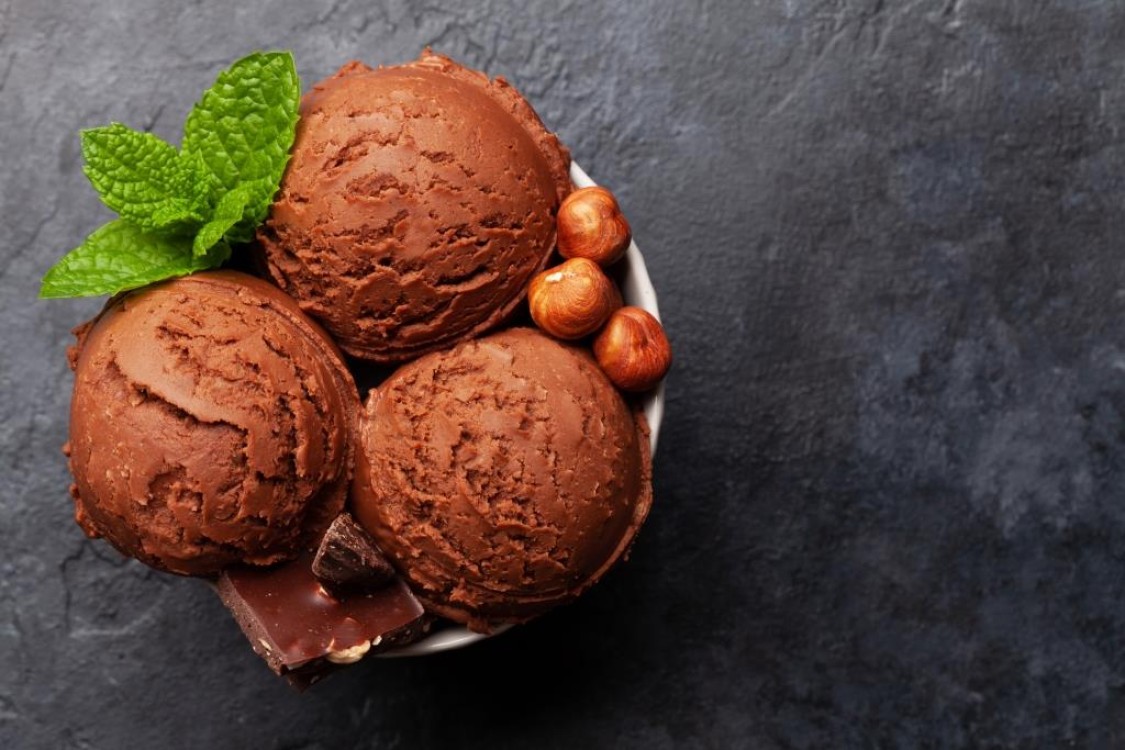 آيس كريم بالشوكولاتة