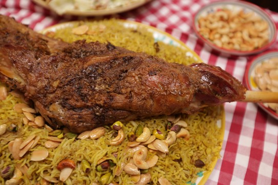 فخذة الخروف المشوي بالفيديو