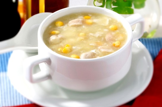 شوربة الذرة بالدجاج