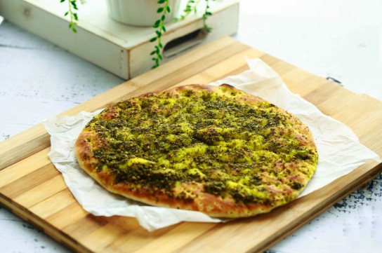 مناقيش زعتر بالطاسة