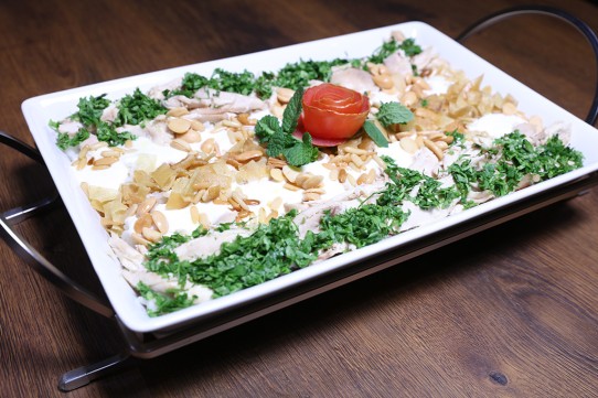 فتة الدجاج بالفيديو