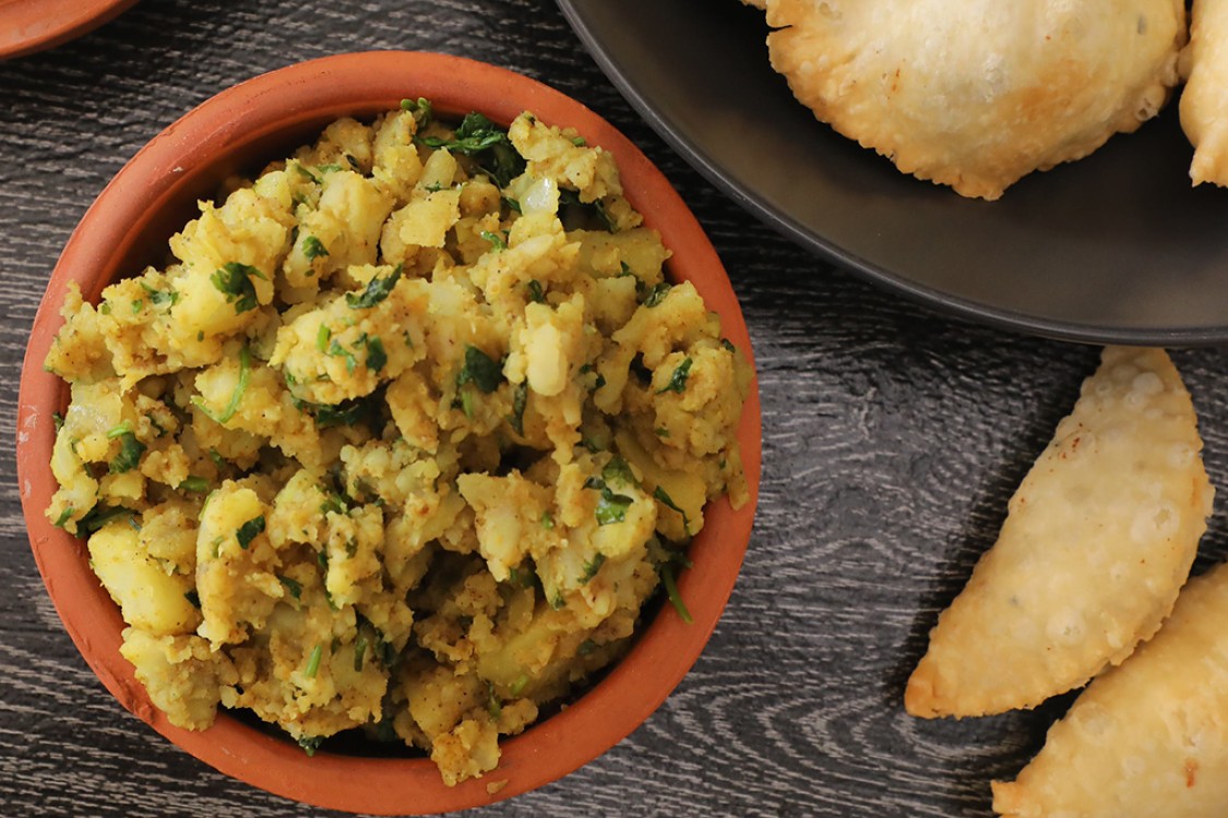 السمبوسة بحشوة البطاطس بالفيديو