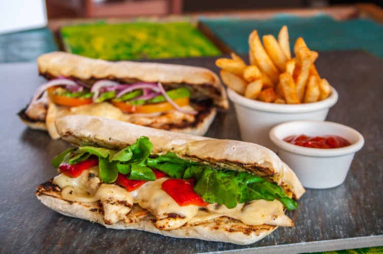 سندويشات كودو الدجاج