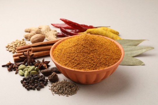 خلطات بهارات وتوابل منوعة لألذ الأكلات