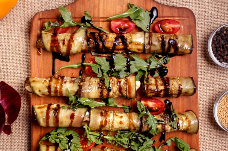 رولات الباذنجان الشهية