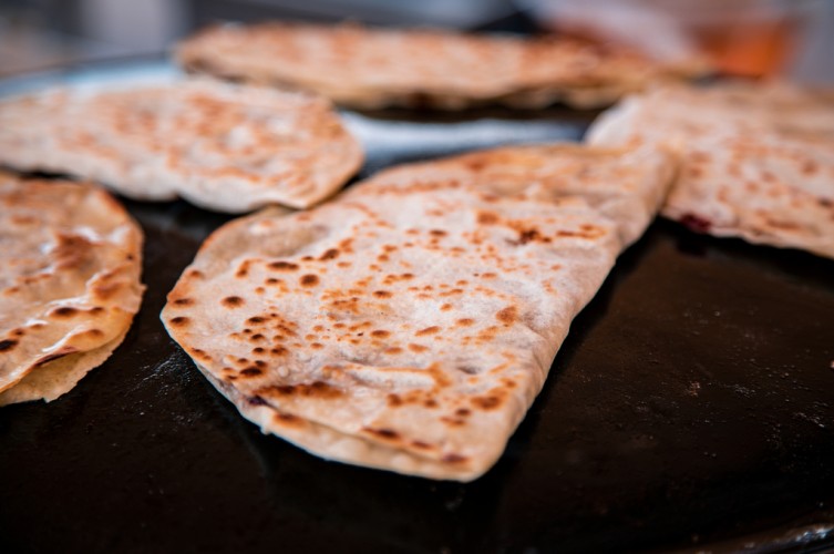 فطائر الصاج بدون تخمير