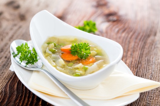 شوربة البازلاء والجزر السريعة