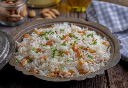 طريقة تحضير الأرز باللوز