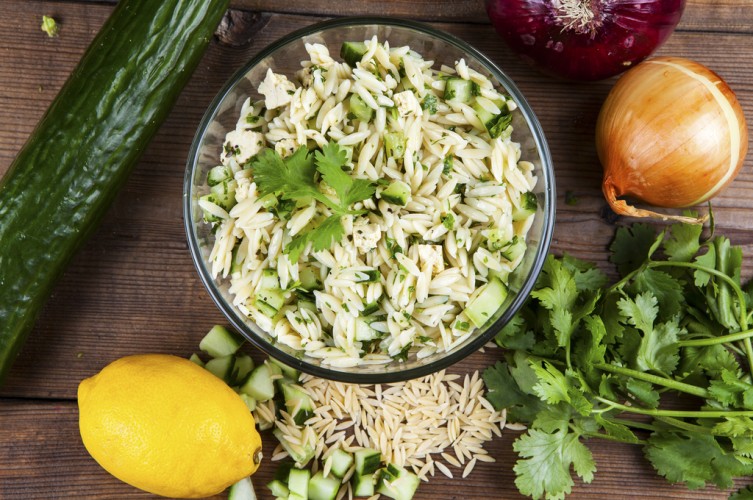 سلطة لسان العصفور