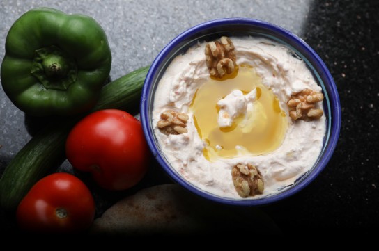 لبنة بالشطة والجوز