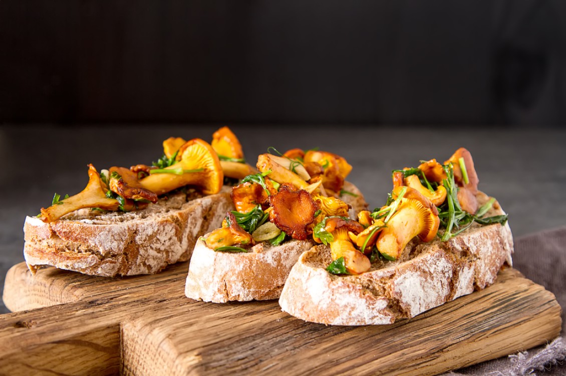 بروشكيتا بالفطر والليمون