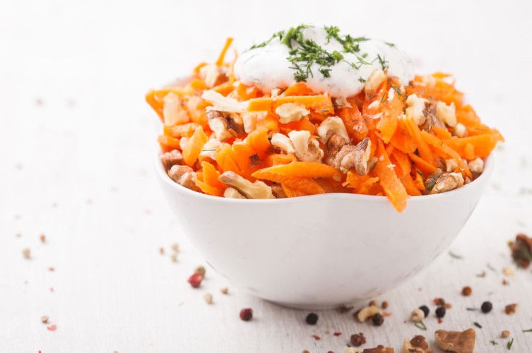 سلطة الزبادي بالجزر المبشور