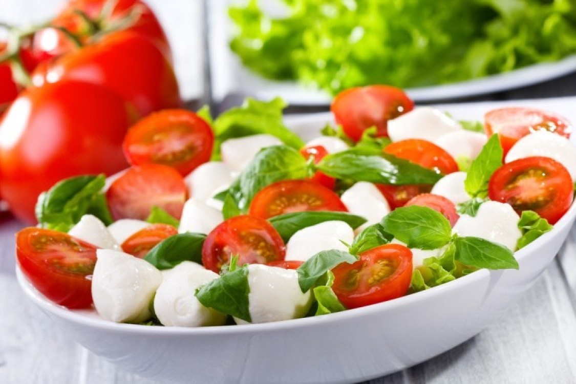 سلطات الطماطم شهية ومفيدة