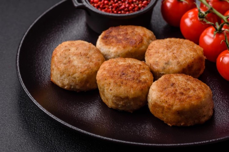 كفتة البطاطس المقلية بحشوة التونة