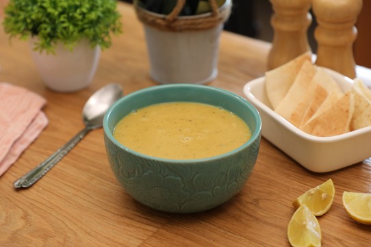 شوربة العدس بالقرع بالفيديو