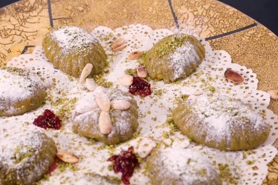حلى الفستق الحلبي بالفيديو