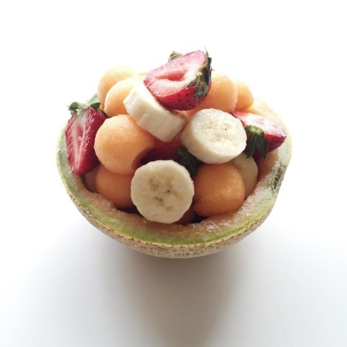 سلطة الفاكهة المشمشية للرجيم